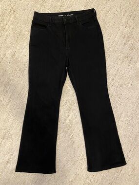 Old Navy High Rise Wow Flare Black Jeans 31" Waist